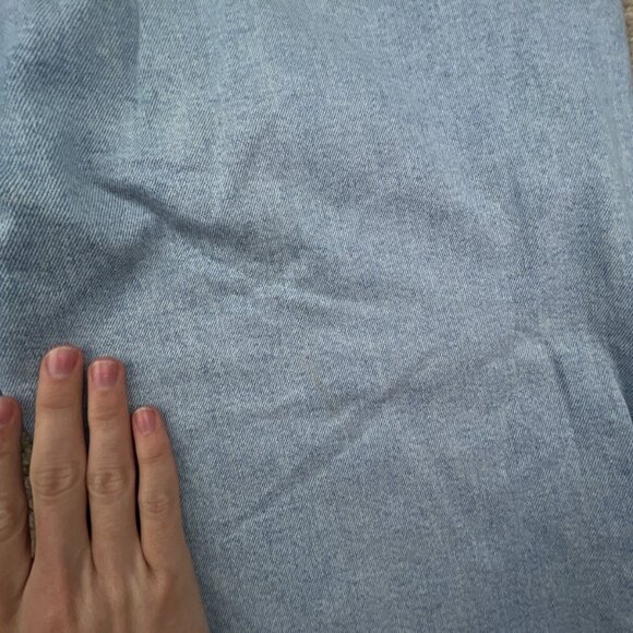 Levi's Plus Size Waisted Crop Flare Jeans, High Light Wash Size 20W NWT $70 - Picture 11 of 16